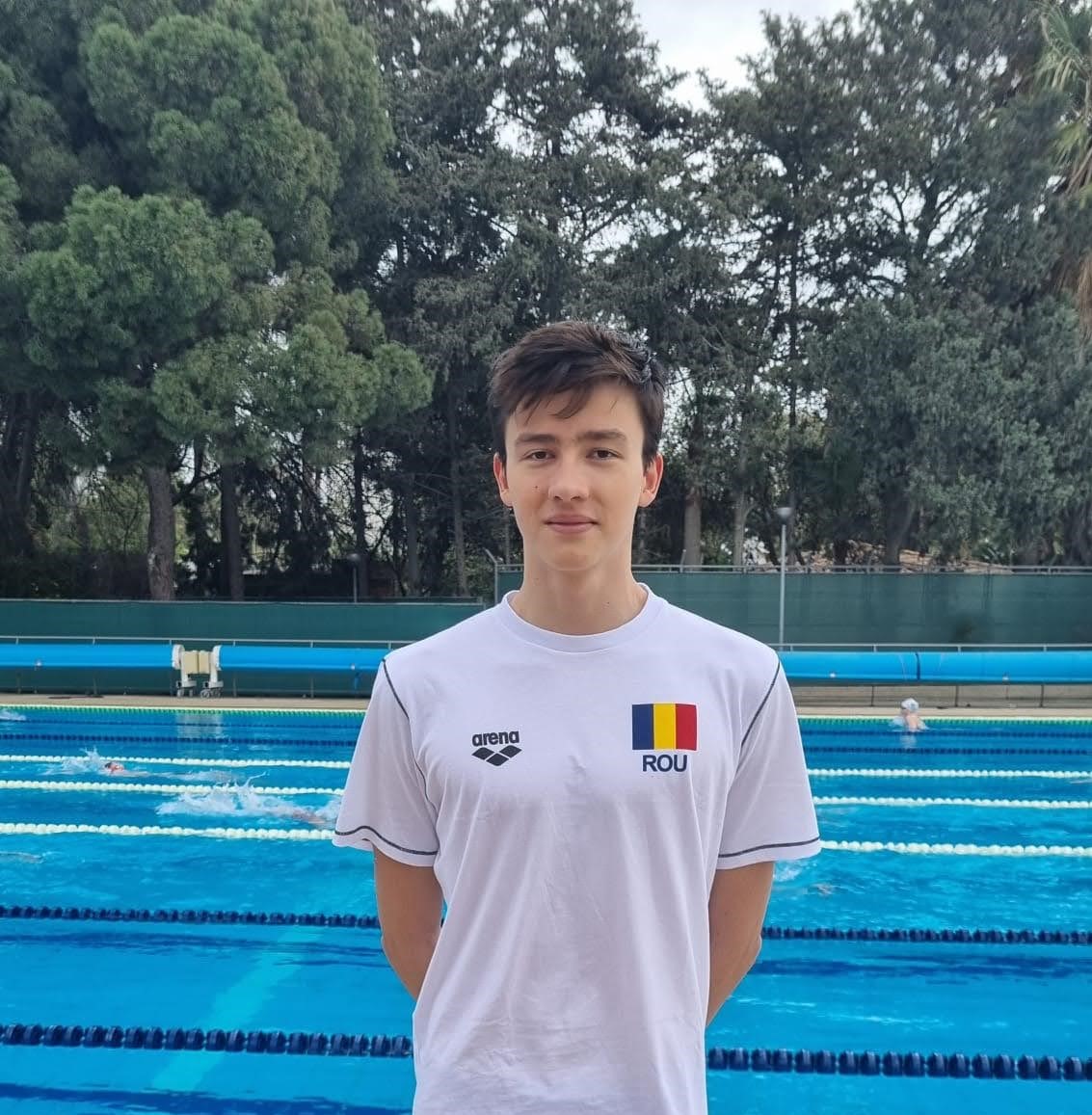 Campionul Aqua Sport, Vlad Mihalache, selectat in Lotul National, participă la Multinations Youth Swimming Meet, Cipru