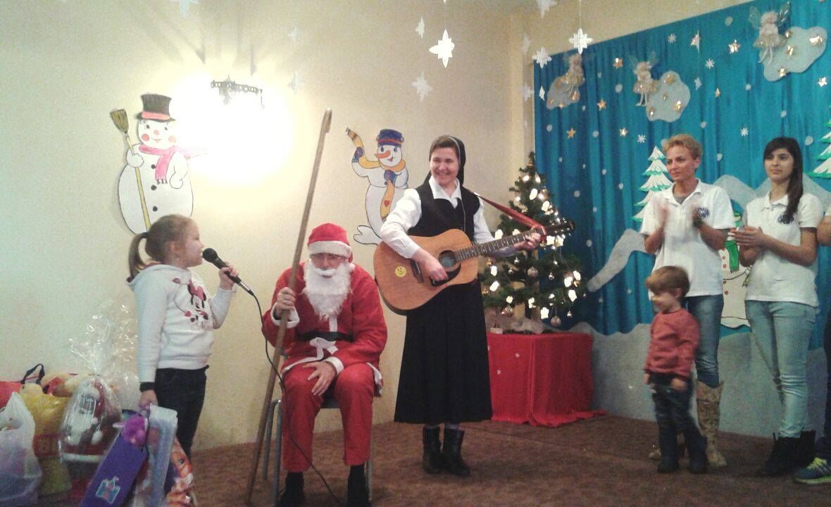 Impreuna pentru copiii de la Manastirea Sfanta Maria