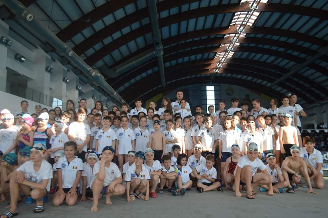 52 de medalii si 12 noi recorduri interne pentru sportivii Aqua Sport la Cupa 1 Mai si Campionatele Internationale ale Romaniei